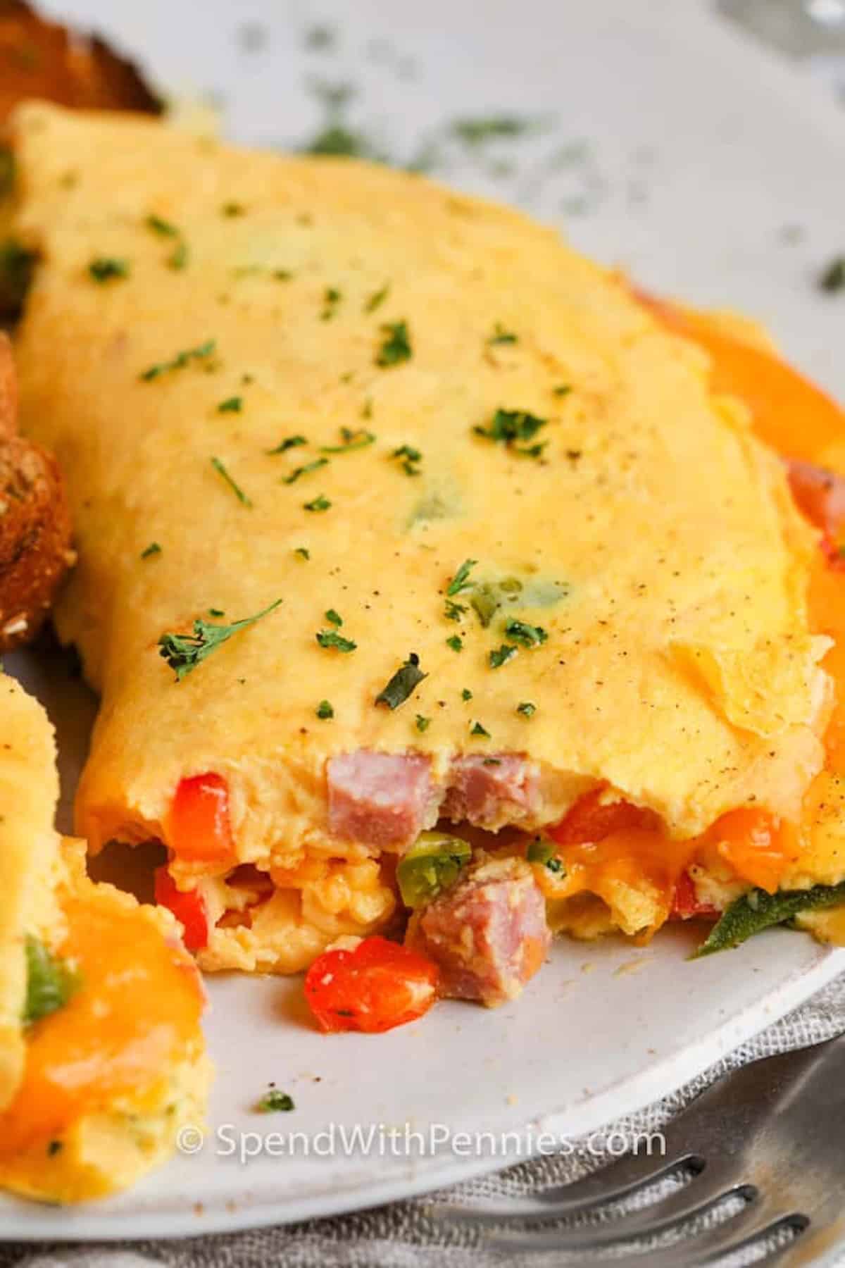 Fast and Simple Diner-Style Breakfast Recipe Prepared in 25 Minutes
