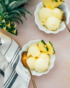 How to Prepare Invigorating Pineapple Sorbet