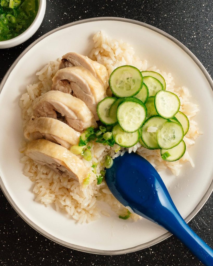 Straightforward One-Pot Recipe for Hainanese Chicken Rice