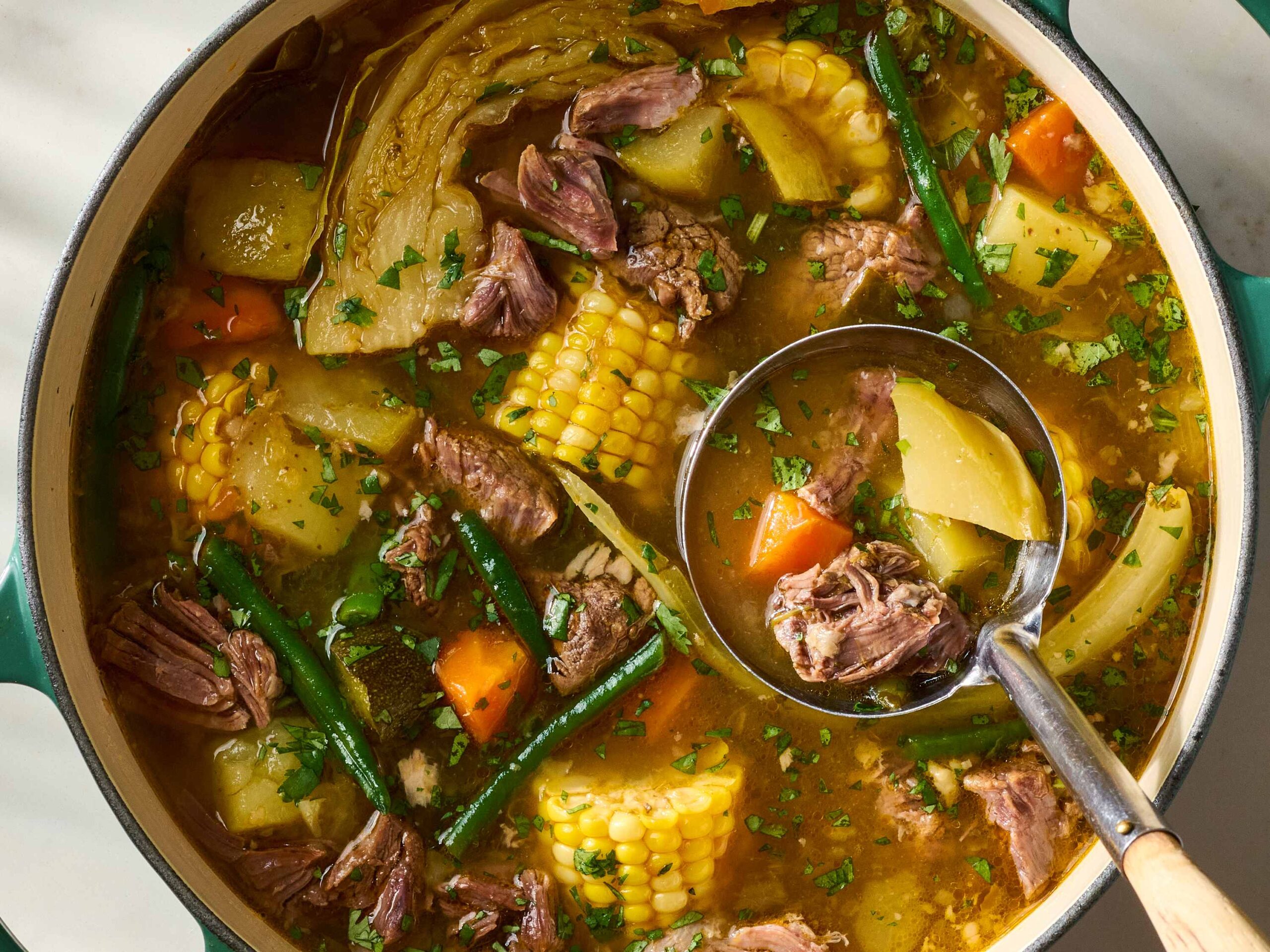 Caldo de Res