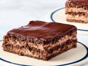 Death By Chocolate Ãclair Cake