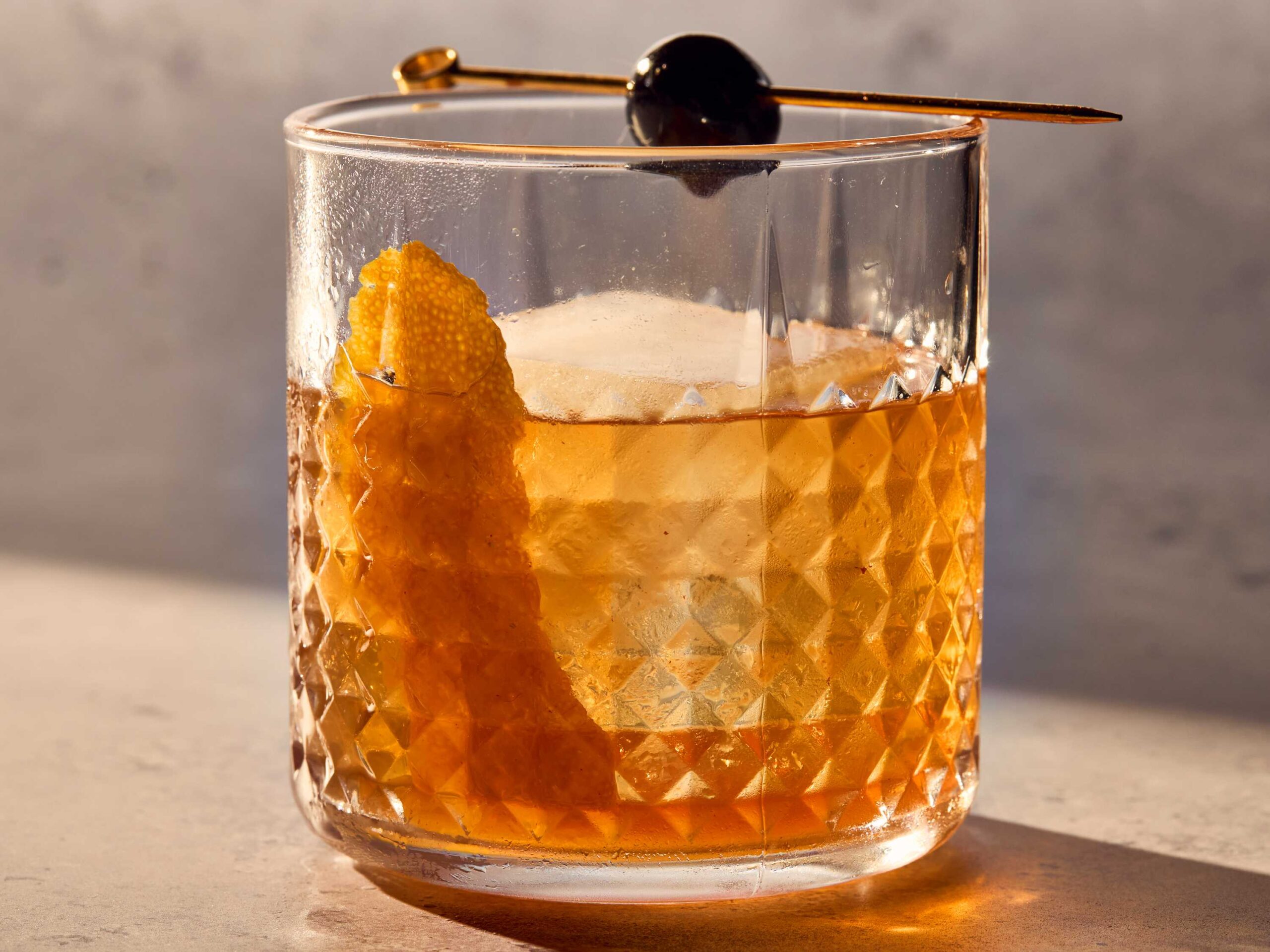 The 6 Best Bourbons for Every Budget, According to Bartenders (Starting at $25)