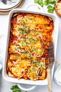 These Cheesy Turkey and Black Bean Enchiladas Pack 15 Grams of Fiber per Serving